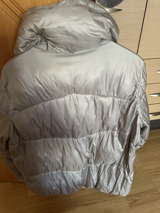 Жіноча куртка Massimo Dutti