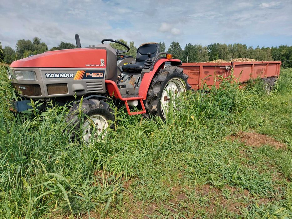 Powystawowy 4x4 ciągnik kubota yanmar iseki z glebogryzarką