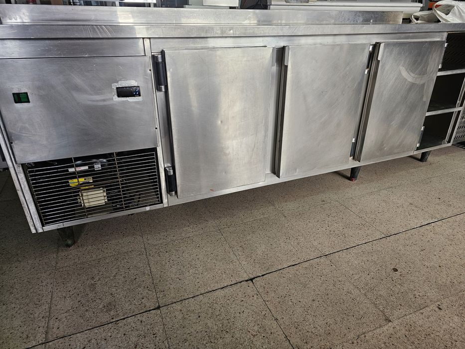 Bancada de inox refrigerada