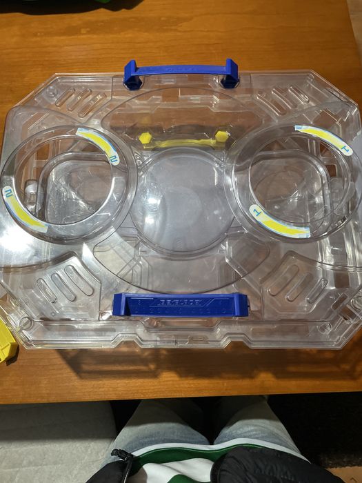 Arena beyblade burst evolution, sem beyblade incluidos