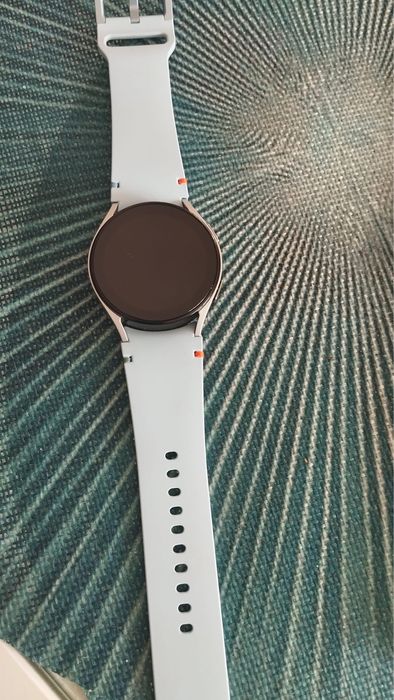 Smartwatch Samsung Galaxy Watch FE nowy