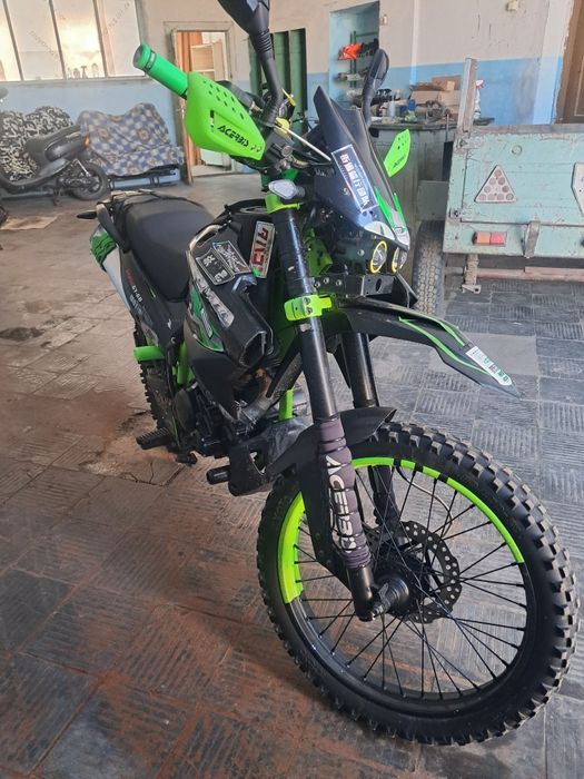 Ендуро Шинерай 250