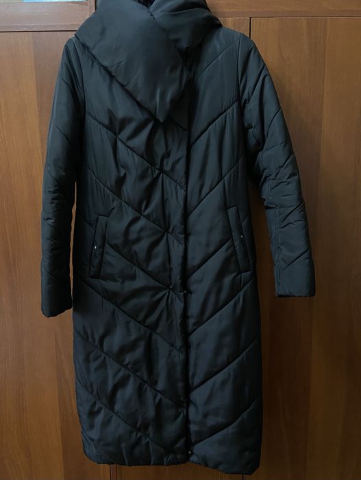 Пуховик чорний