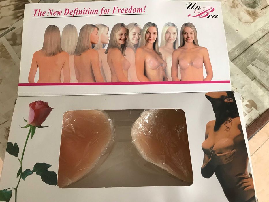 SOUTIEN SILICONE INVISIVEL UN BRA