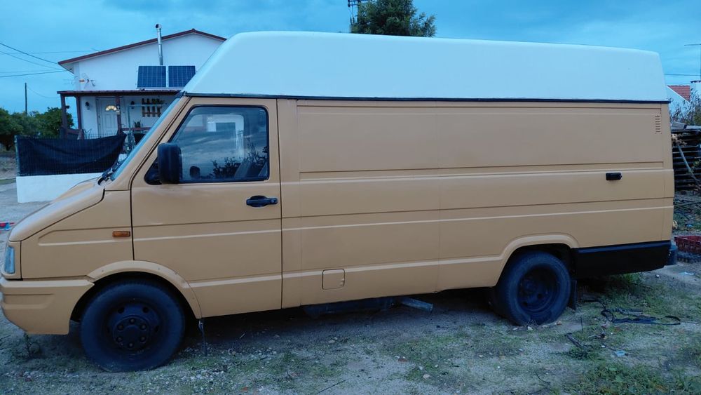 Iveco 351-12  2.5 ligeira