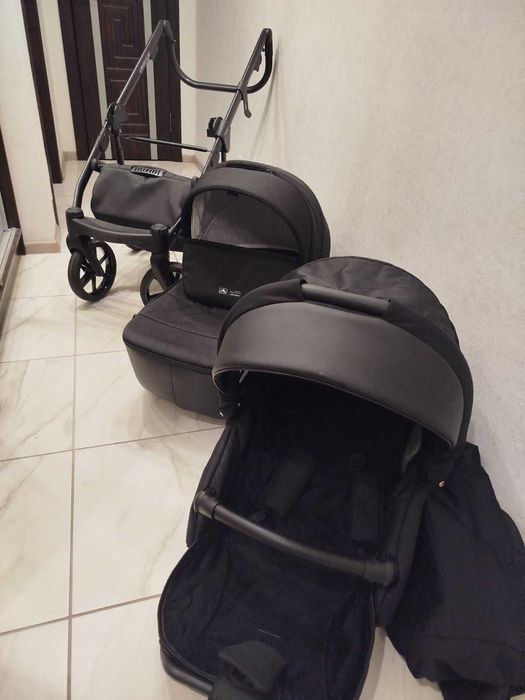 Дитяча коляска ADAMEX