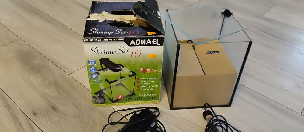 Sprzedam akwarium 20 l