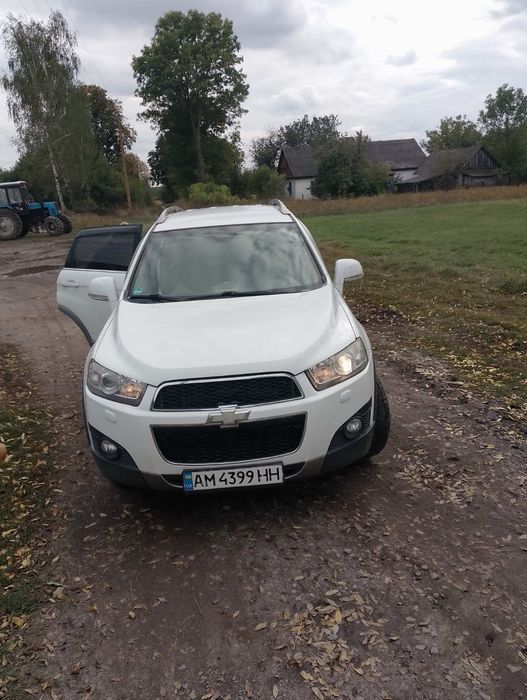 Продам автомобіль Chevrolet captiva