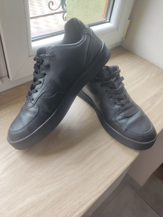 Sneakersy Champion modne stylowe buty trampki czarne jak nowe