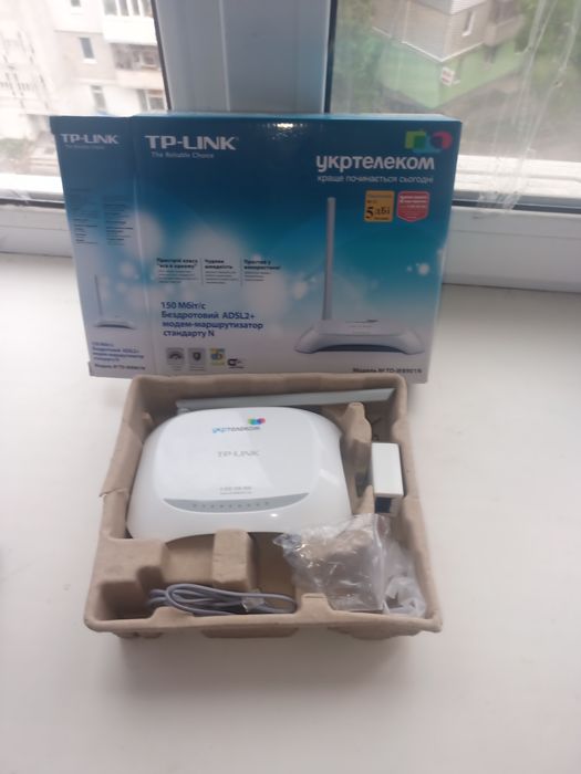 Продам роутер лежит без дела рабочий!