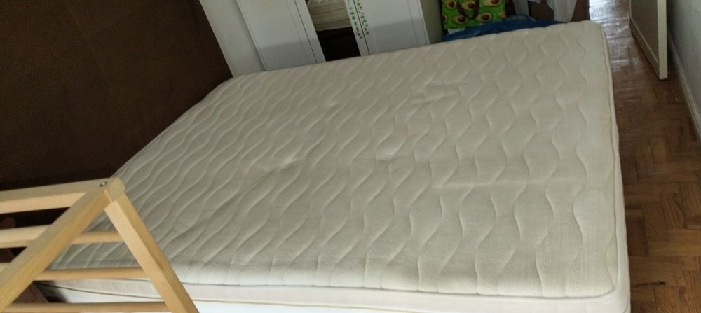 Sommier com arrumação 160X200