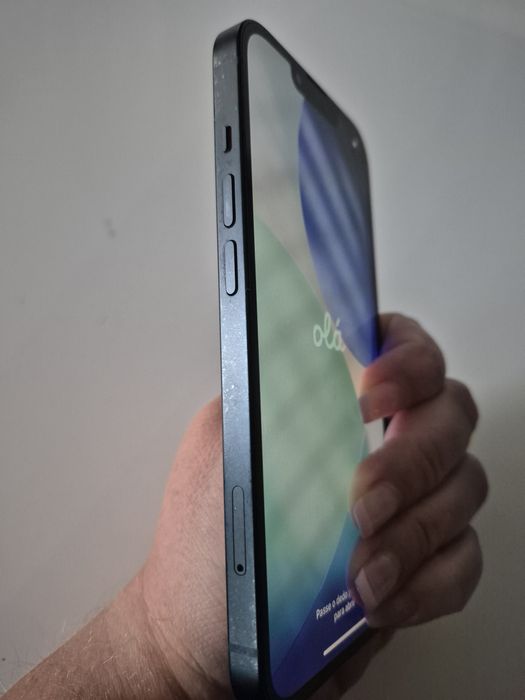 Telefon iPhone 13