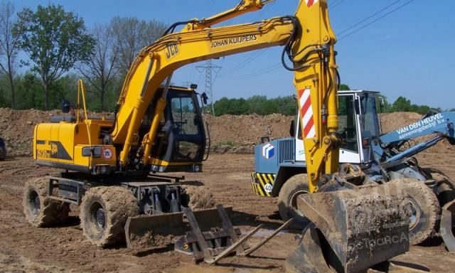 Услуги | аренда экскаватора полноповоротного JCB JS 145w/175w/210w