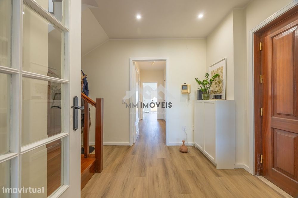 T3 Duplex | Serzedo, Vila Nova de Gaia | Renovado | Varanda e Terraço