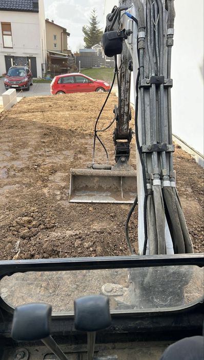 Usługi minikoparką 3T + wywrotka 12T | Drogi | Szamba | Transport