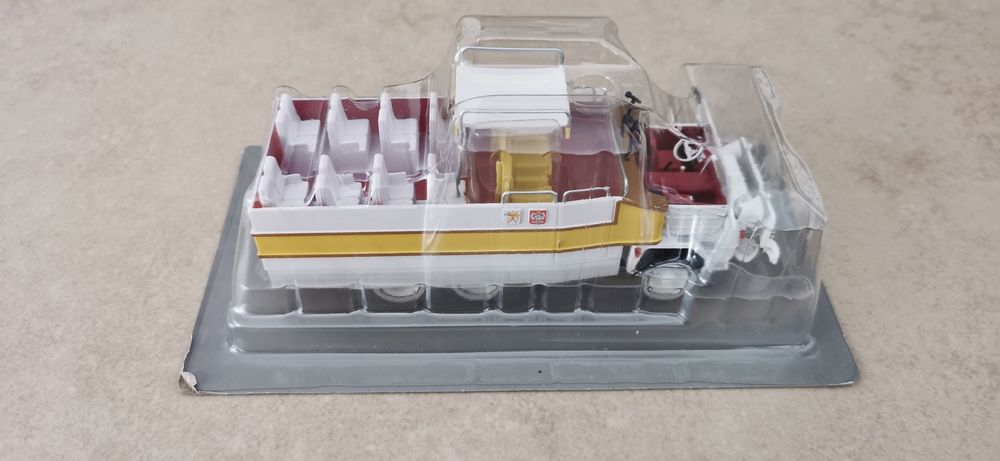 Star 660 Papamobile Deagostini w skali 1:43