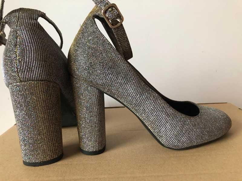 Czółenka - New look