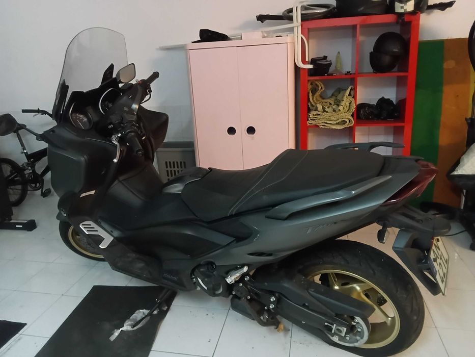 TMX 560 /2022.  10.000 mota de garagem poucos klms como nova