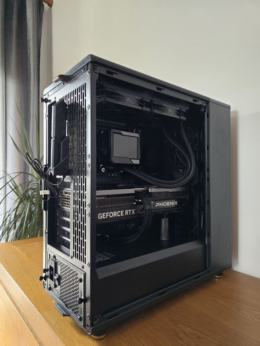 Ryzen 9 9900X3D - 64gb - 4080 Super