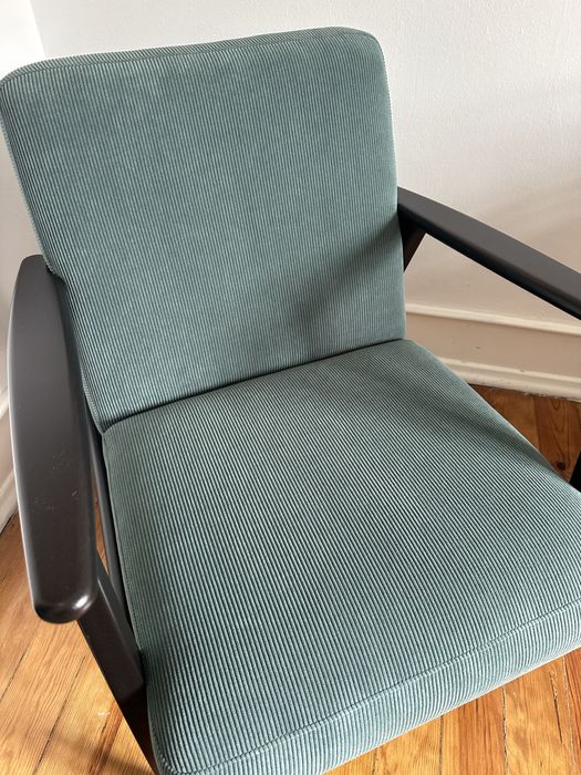 Poltrona Ikea EKENASET azul turquesa