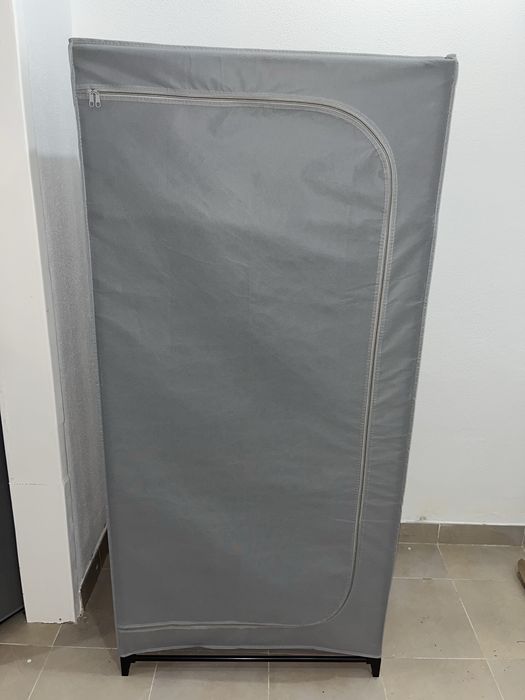 Roupeiro Cinzento IKEA