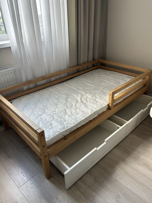 Дитяче ліжко. Красиве, компактне та зручне