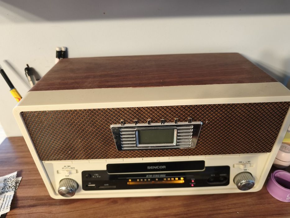 Radio retro Sencor