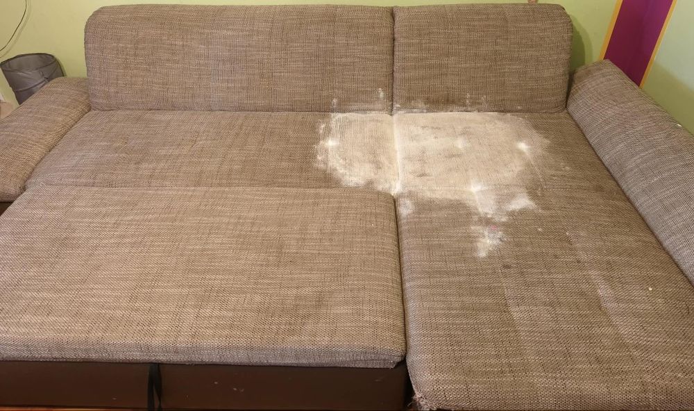 Pranie tapicerki meblowej- Ozo Carpet Clean