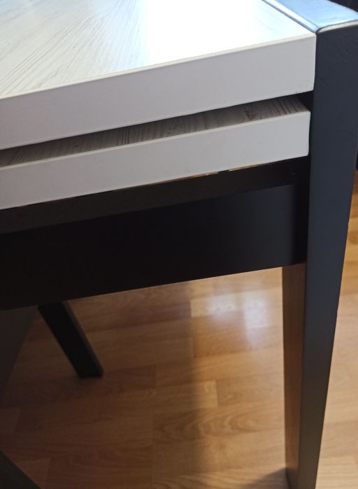 Стіл обідній новий розкладний та 4 стільця. Самовивіз