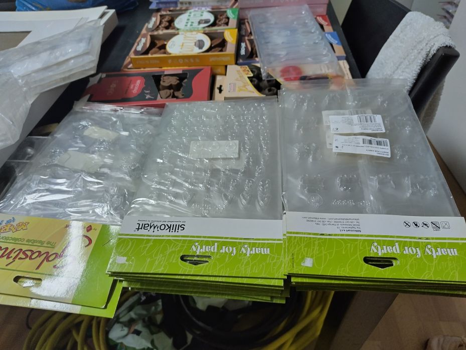 Conjunto de formas / moldes para chocolate