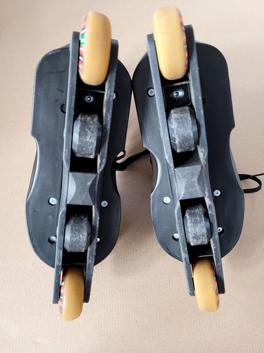 Rolki agresywne Roces M12 rozm. 39 (25cm) męskie, damskie, unisex