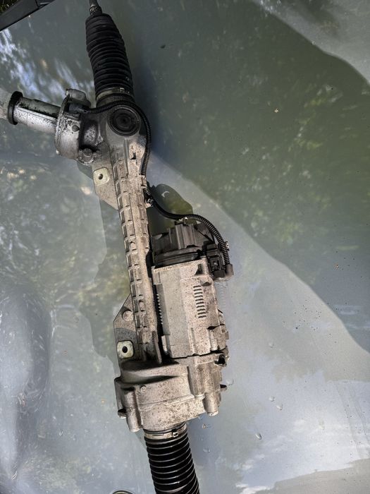 Maglownica elektryczna do bmw e90 e91 e92 e93 e81 e82 e87 e88