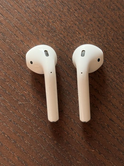Apple Airpods 2 2019