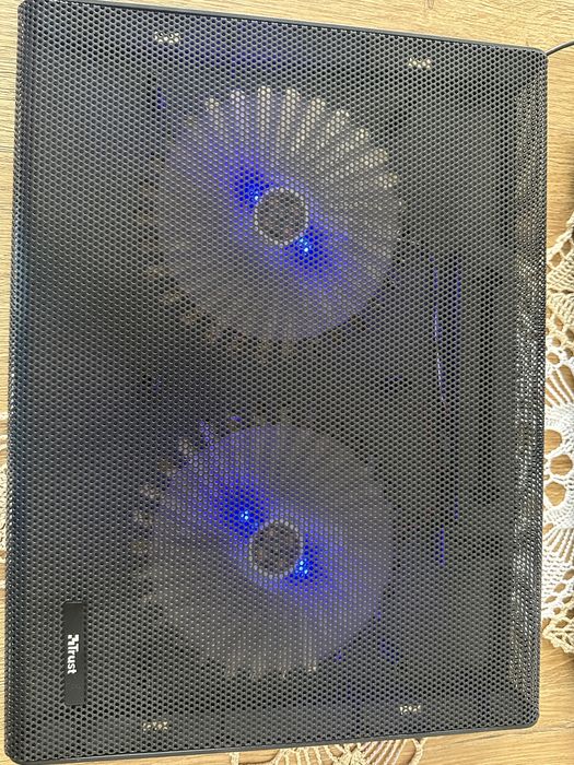 Podkładka chlodząca pod laptopa