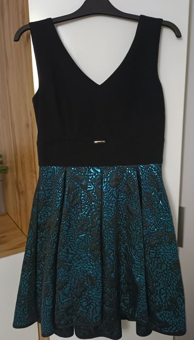 Sukienka  na imprezę