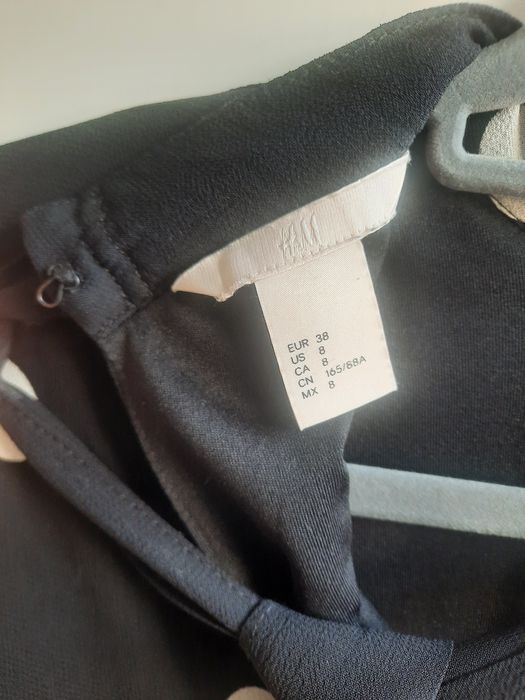 Blusa preta com bolas brancas T.38 da H&M