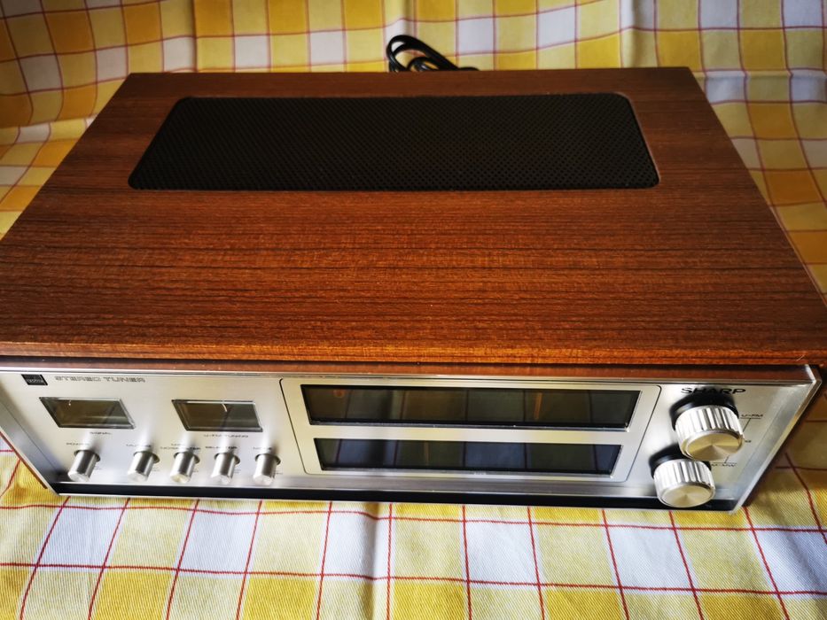 Sharp Vintage Amplifier/Tuner Set64739419571843124