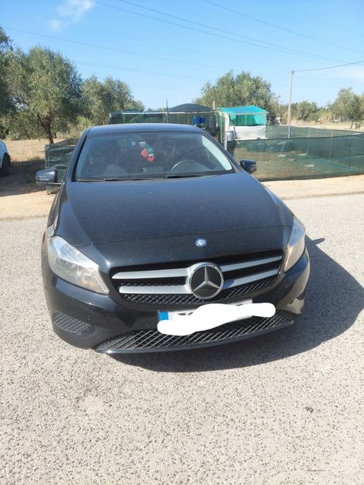 Mercedes-Benz A180