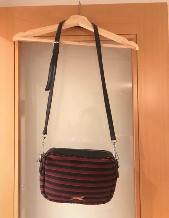 Carteira Bimba Y Lola tiracolo ORIGINAL Preto e Vermelho