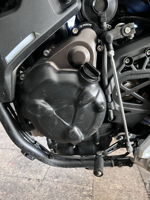 Tampas Motor Triple Clamp Ténéré 700