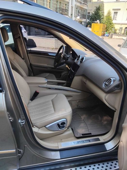 Mercedes-Benz M-Class 2007