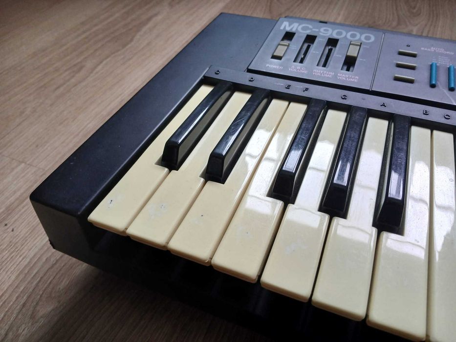 Teclado Piano Eletrónico p/Iniciantes MC-9000 + Suporte