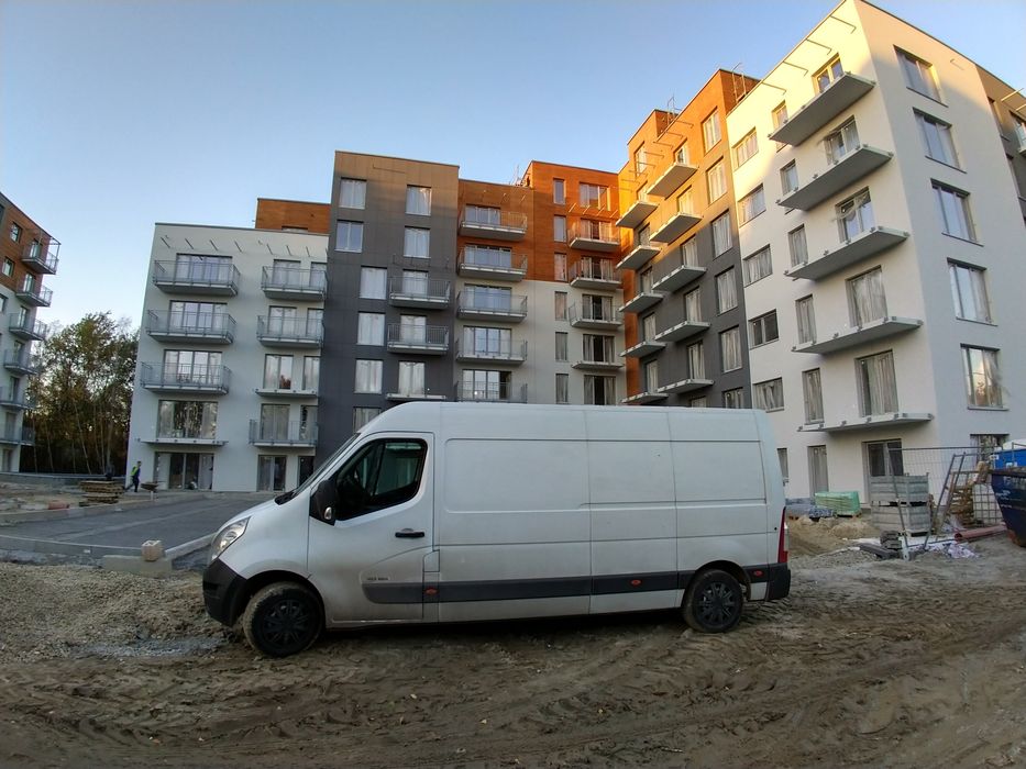 Tani Transport Przeprowadzki Bagażówka Bus Przewóz Rzeczy