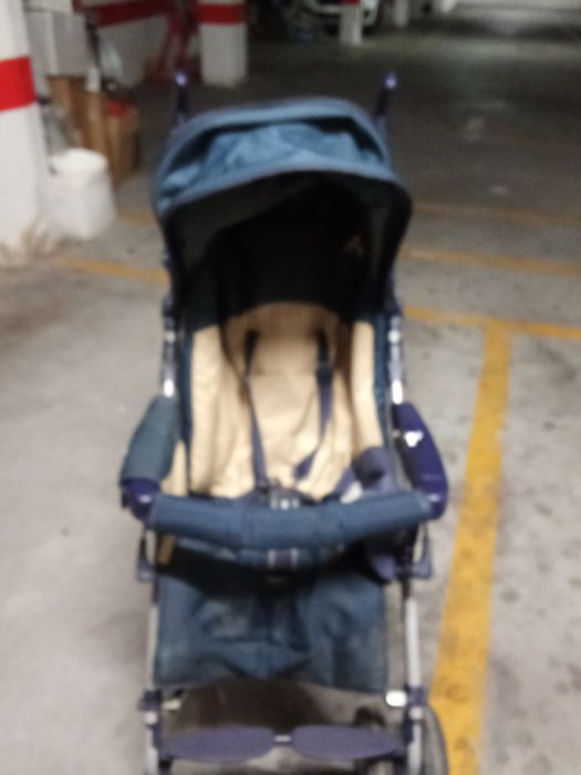 Carrinho bebê em bom estado64750805343747121