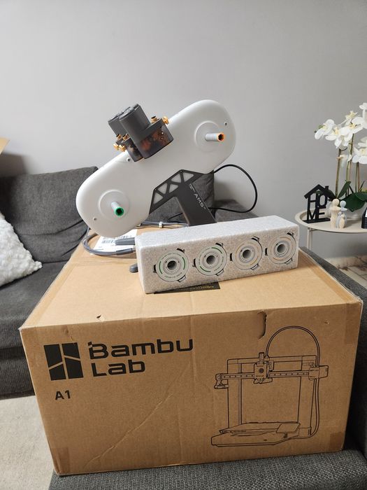 Impressora Bamhu Lab A1 nova com Ams Lite