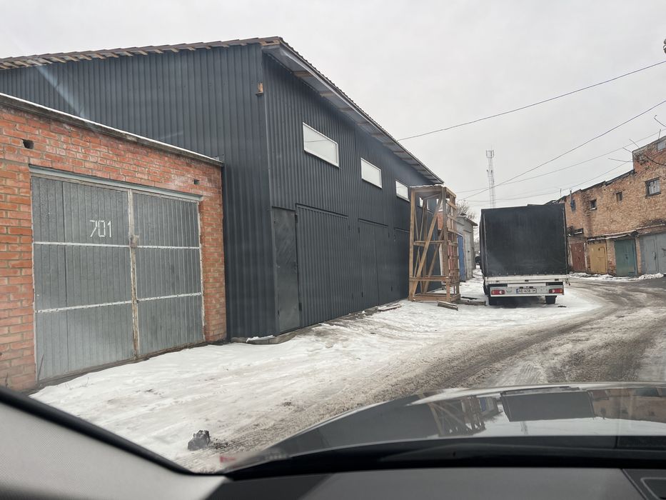 Продам гараж на 4 великі бокси, 210 кв, 3ф, вода, чодове місце, гск 7 Пирогово