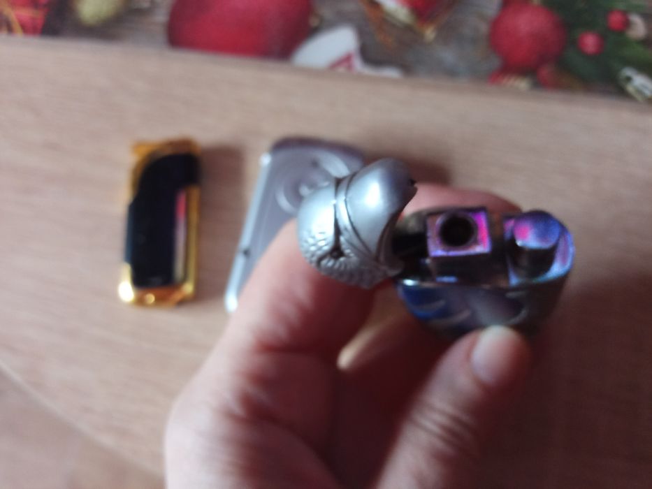 Продам зажигалки