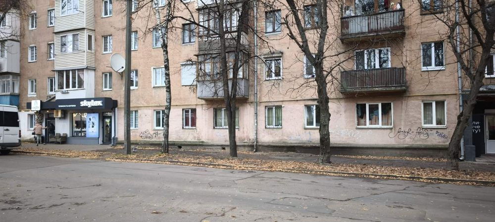 Продається квартира під комерцію