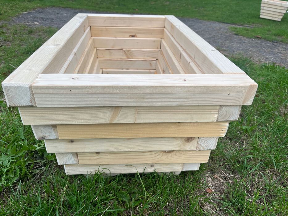 Donice ogrodowe trwałe