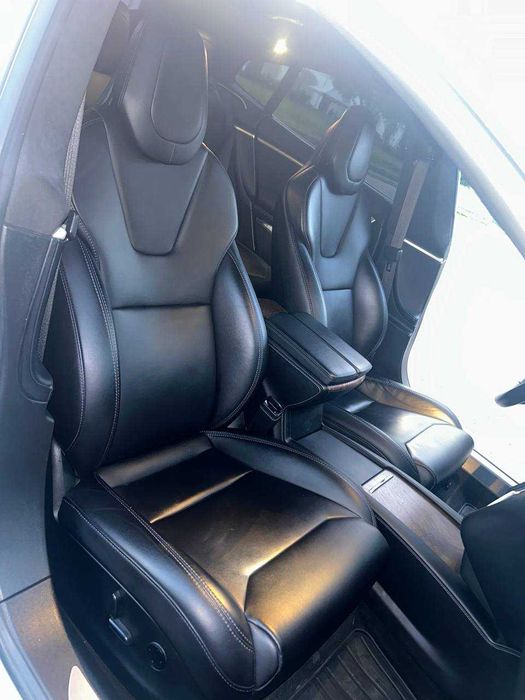 Tesla Model S 2017 VIN 5YJSA1E19HF218531 фото оголошення 16 з 23